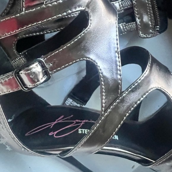 Steve Madden Bronze Gladiator Heels - Picture 5 of 5